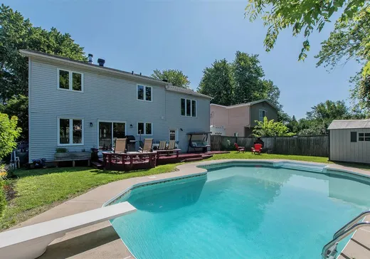 Two or more stories for sale - 2000 23e Avenue, Laval (Laval-West), H7R3H4