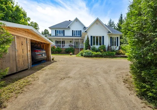Maison à étages à vendre - 2403 Ch. St-Édouard, St-Mathieu-Du-Parc, G0X1N0