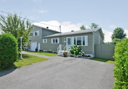 Maison à étages à vendre - 128 40e Avenue, Sainte-Barbe, J0S1P0