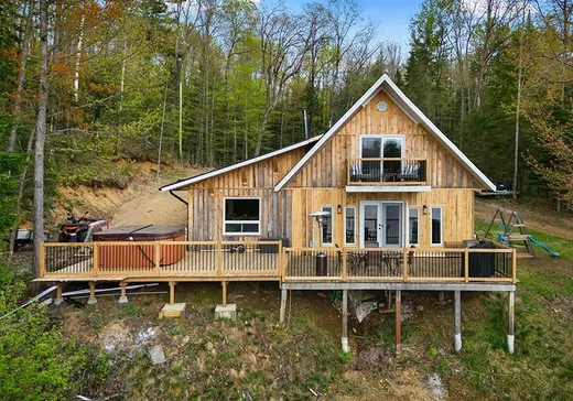 Maison à étages à vendre - 9437 Ch. du Lac-des-Loups, Quyon, J0X2V0