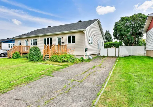 Bungalow for sale - 63 Rue André, Saint-Jérôme, J7Y1B8