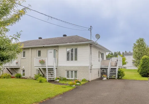 Bungalow à vendre - 259 Av. Thibodeau, Saint-Marc-des-Carrières, G0A4B0