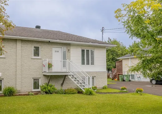 Maison à vendre - 259 Av. Thibodeau, Saint-Marc-des-Carrières, G0A 4B0