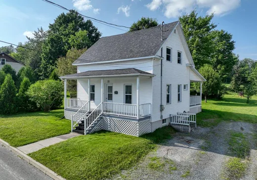 Maison à vendre - 13 Ch. de la Longue-Pointe, Beaulac-Garthby, G0Y 1B0