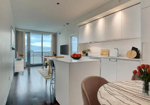 Condo à vendre - 1450 Boul. René-Lévesque O., App. 810, Montréal (Centreville), H3G 0E1