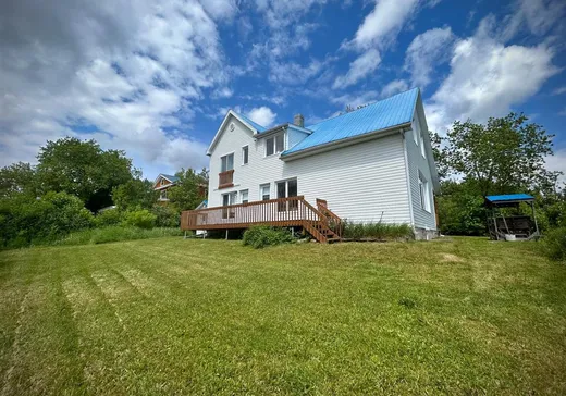 Maison à vendre - 25-25A Rue Notre-Dame N., Ville-Marie, J9V 1W3