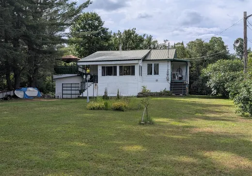 Bungalow à vendre - 16 Tsse Lefebvre, Mandeville, J0K1L0