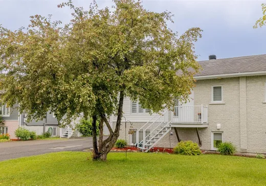Bungalow for sale - 265 Av. Thibodeau, Saint-Marc-des-Carrières, G0A4B0