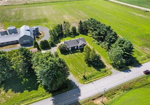 Bungalow à vendre - 1150 6e Rang, St-Wenceslas, G0Z1J0