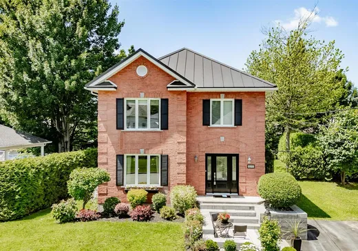 Two or more stories for sale - 3270 Rue Marika, Sherbrooke, J1G5H4