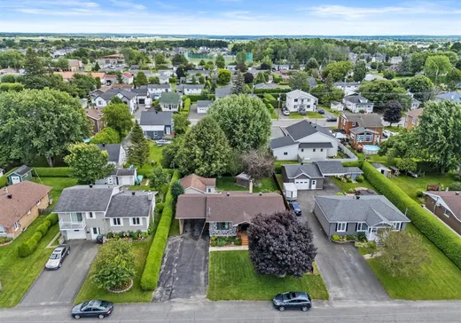 House for sale - 321 Rue St-François, St-Germain-De-Grantham, J0C 1K0