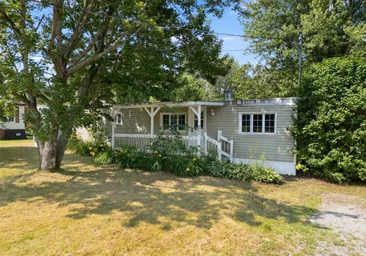 Mobile Home for sale - 971 Rue Cartier, Valcourt, J0E2L0