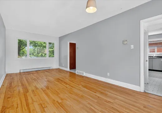 House for sale - 220 Rue Hébert, Montreal (Saint-Laurent), H4N 2K5