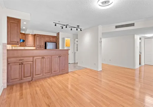 Condo à vendre - 21 Ch. du Bord-du-Lac-Lakeshore, App. 514, Pointe-Claire (Île de Montréal), H9S 5N3