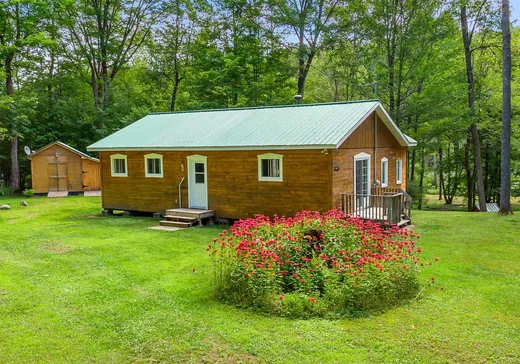 Bungalow à vendre - 17-20 Ch. Beaver Bay, Thorne, J0X2A0