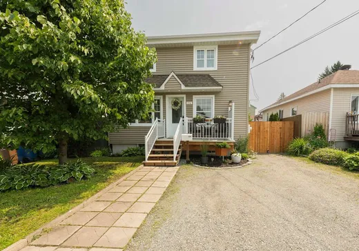 Maison à vendre - 234 10e Rue, Amos, J9P 3J8