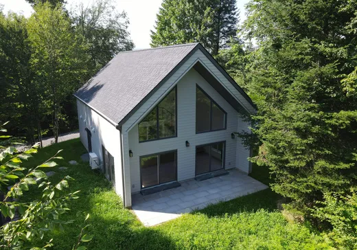 Maison à étages à vendre - 83 Ch. des Cheminots, Mansonville, J0E1X0