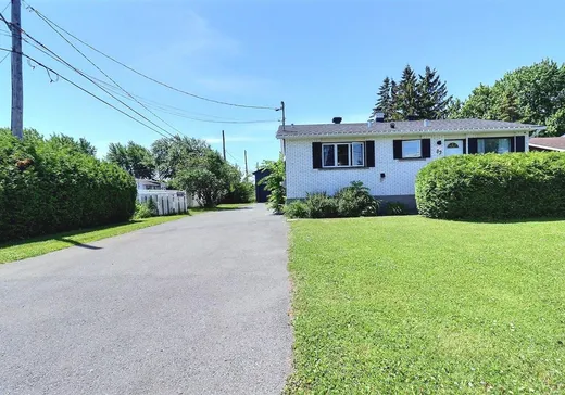 Maison à vendre - 82 Rue Ste-Catherine, Saint-Constant, J5A 1G5
