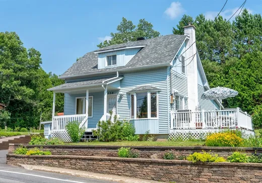 Maison à étages à vendre - 530 Rue Principale, Mont-Blanc, J0T2G0