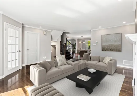 Maison à vendre - 46 Rue du St-Laurent, Varennes, J3X 2A3