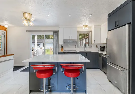 Maison à vendre - 108 Rue D'Iberville, Cowansville, J2K 3M3