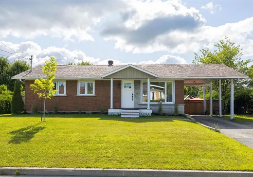 Bungalow for sale - 940 Rue Monseigneur-Racine, Magog, J1X2Y8
