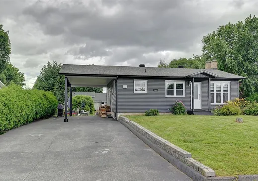 Maison à vendre - 1528 Rue Vénus, Fleurimont, J1E 1B0