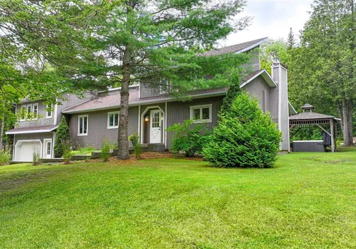 Maison à vendre - 743 Rue Neil, Magog, J1X 5M2