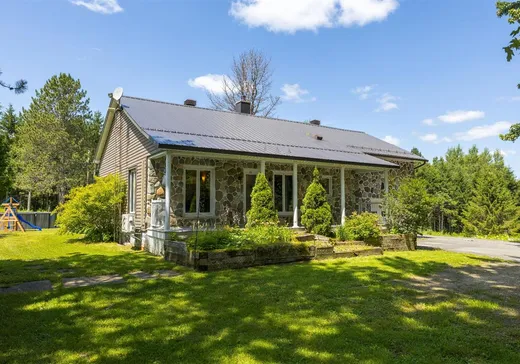 Fermette à vendre - 25Z Route 112, Pointe-Calumet, J0N1G0