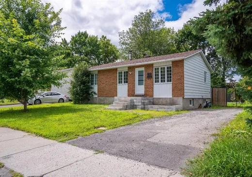 Maison à vendre - 1060 Rue du Bosquet, Beloeil, J3G 3R8