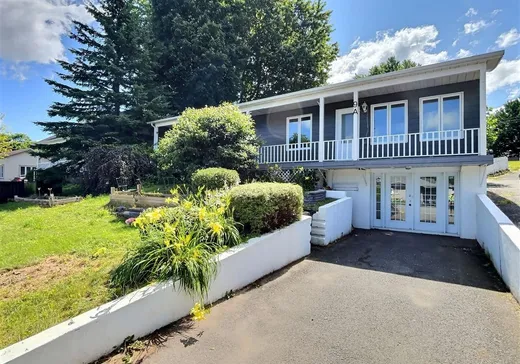 Bungalow à vendre - 9A Rue Perreault, Warwick, J0A1M0