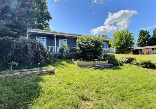 Maison à vendre - 9A Rue Perreault, Warwick, J0A 1M0