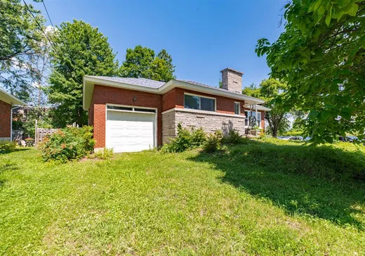 Maison à vendre - 98 Rue Marie-Victorin, Saint-Jérôme, J7Y 2G6