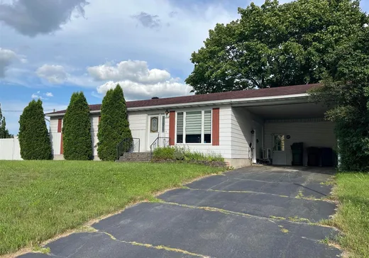 Bungalow à vendre - 3 Rue de la Concorde, Victoriaville, G6P6Y5