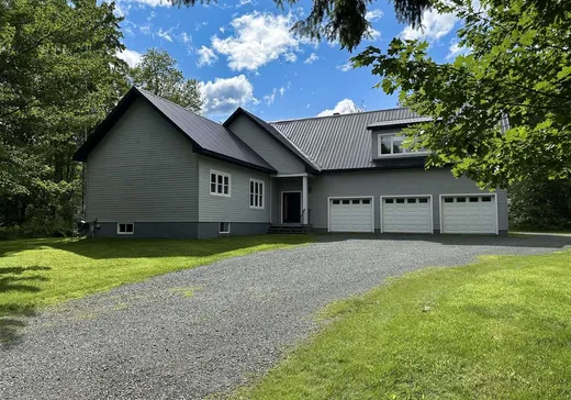 Maison à étages à vendre - 39 4e Rang E., Daveluyville, G0Z1C0
