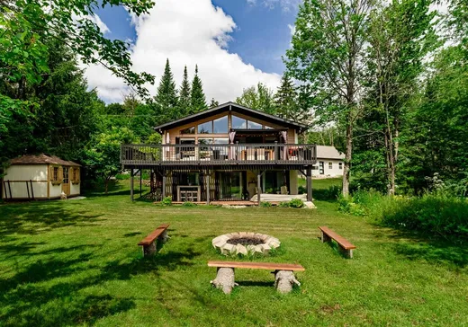 Maison à vendre - 16 Rue Corbeil, Morin-Heights, J0R 1H0