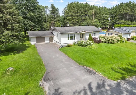 Bungalow à vendre - 5 Rue Birch, Shannon, G0A4N1