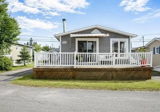 Maison à vendre - 312 Ch. des Habitations-des-Monts, Saint-Sauveur, J0R 1R3