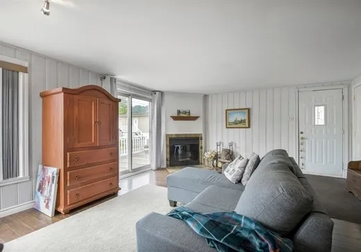 Maison à vendre - 312 Ch. des Habitations-des-Monts, Saint-Sauveur, J0R 1R3