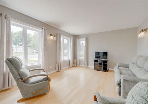 Maison à vendre - 4 Rue St-André, St-Alban, G0A 3B0