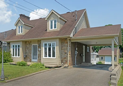 Two or more stories for sale - 21 Rue Daigneault, Salaberry-de-Valleyfield, J6T5C2