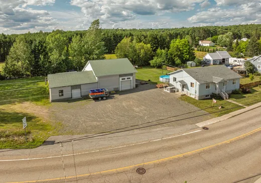 Maison à étages à vendre - 3980 Rue Notre-Dame, Saint-Édouard-de-Maskinongé, J0K2H0