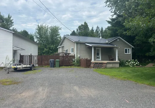 Maison à vendre - 2024 Rue Principale, Saint-Adalbert, J0A 1E0