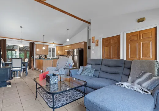 Maison à vendre - 200 Rue du Domaine-Caché, Lavaltrie, J5T 1G5