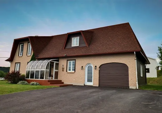 Maison à étages à vendre - 13 Rue Martin, Gaspé, G4X0A3