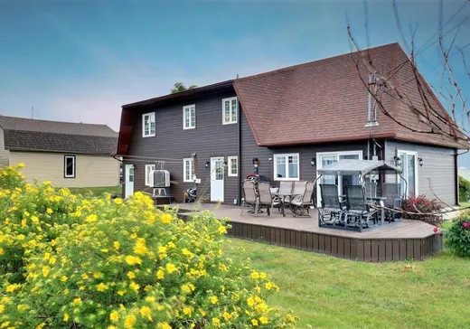 Maison à étages à vendre - 13Z-13AZ Rue Martin, Gaspé, G4X0A3
