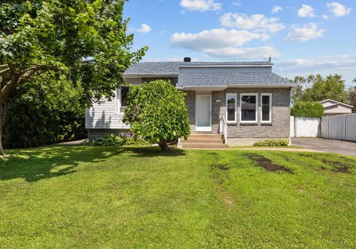 Maison à étages à vendre - 270 Rue Fernand-Seguin, Lavaltrie, J5T1X9