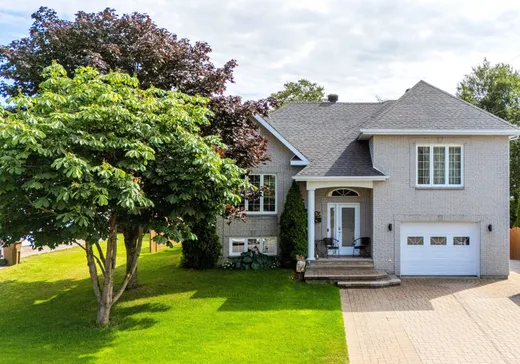 Maison à étages à vendre - 170 Rue Marquis, Matane, G4W4P2