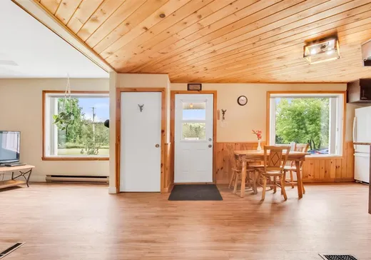 Maison à vendre - 1140 Ch. Principal, St-Mathieu-Du-Parc, G0X 1N0