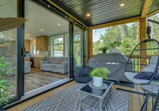 Maison à vendre - 113 Rue du Crépuscule, Sainte-Marguerite-du-Lac-Masson, J0T 1L0